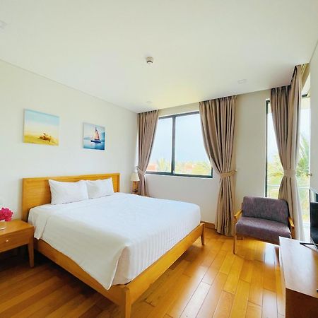 Diamond Beach Villa Da Nang Exterior photo
