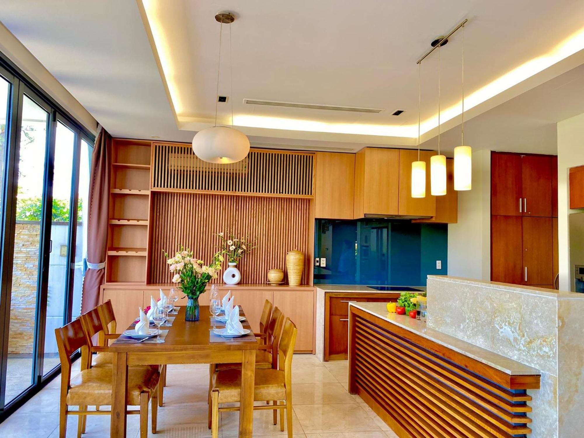 Diamond Beach Villa Da Nang Exterior photo
